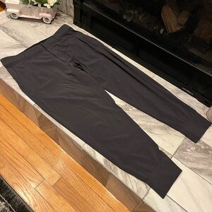 Nike Men's Dark Gray Joggers